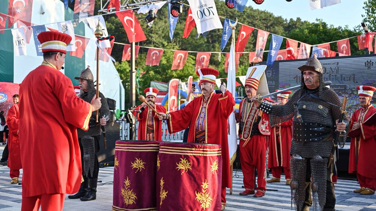 Fetih coşkusu Keles’e taşındı