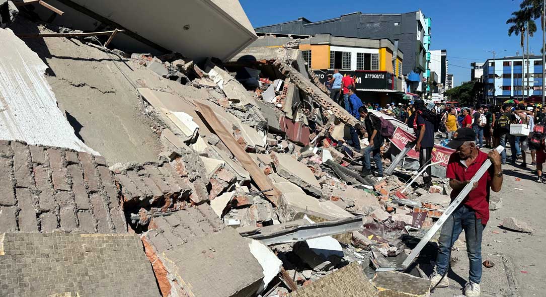 Kolombiya 7,4’lük kabus: 71 kişi hayatını kaybetti