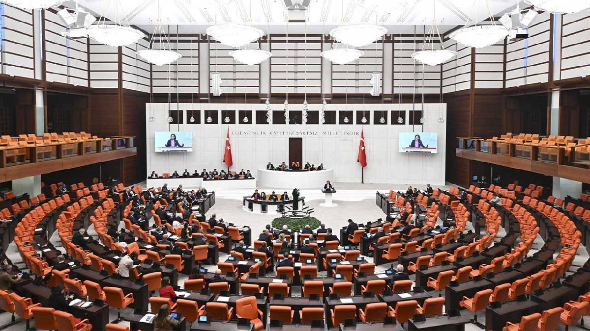 TBMM’nin tatil kararı Resmi Gazete’de yayımlandı