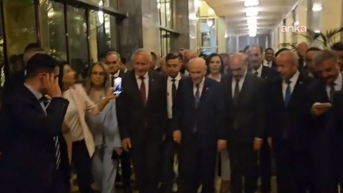 Bahçeli'den yasalaşan kanun teklifi için 'hayırlı olsun' mesajı