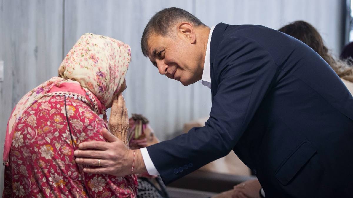 Emeklilerden Başkan Tugay’a teşekkür