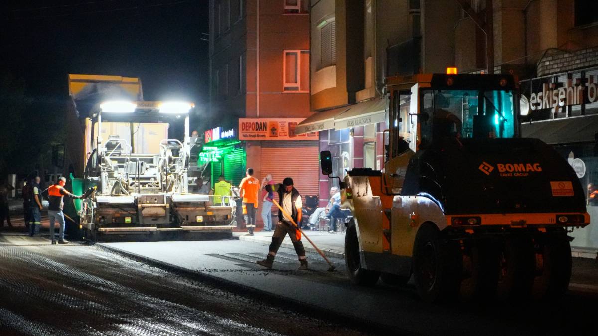 Büyükşehir ekipleri sabahın ilk ışıklarına kadar çalıştı