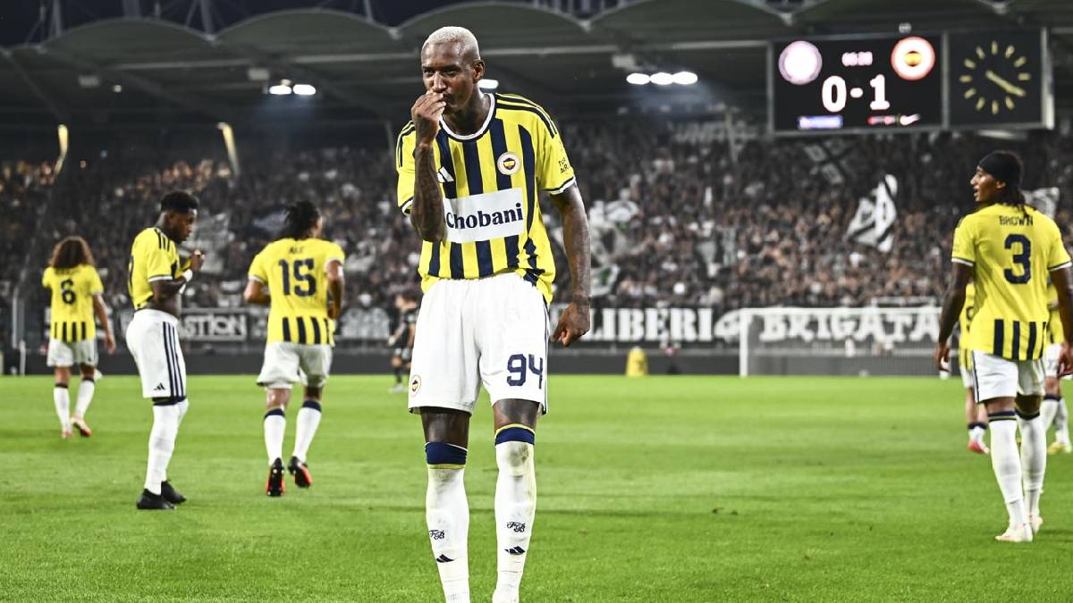 Fenerbahçe Devler Ligi’nde play-off’ta: Sturm Graz’ı Talisca yıktı