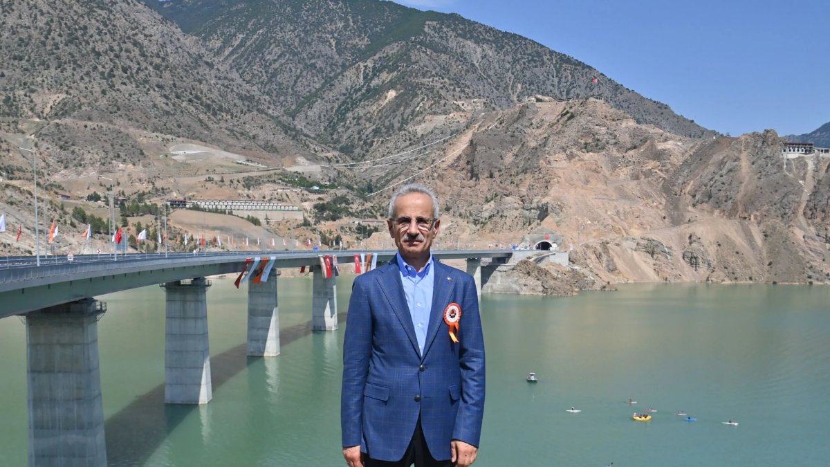 Türkiye'de son 24 yılda 519 kilometre köprü inşa edildi