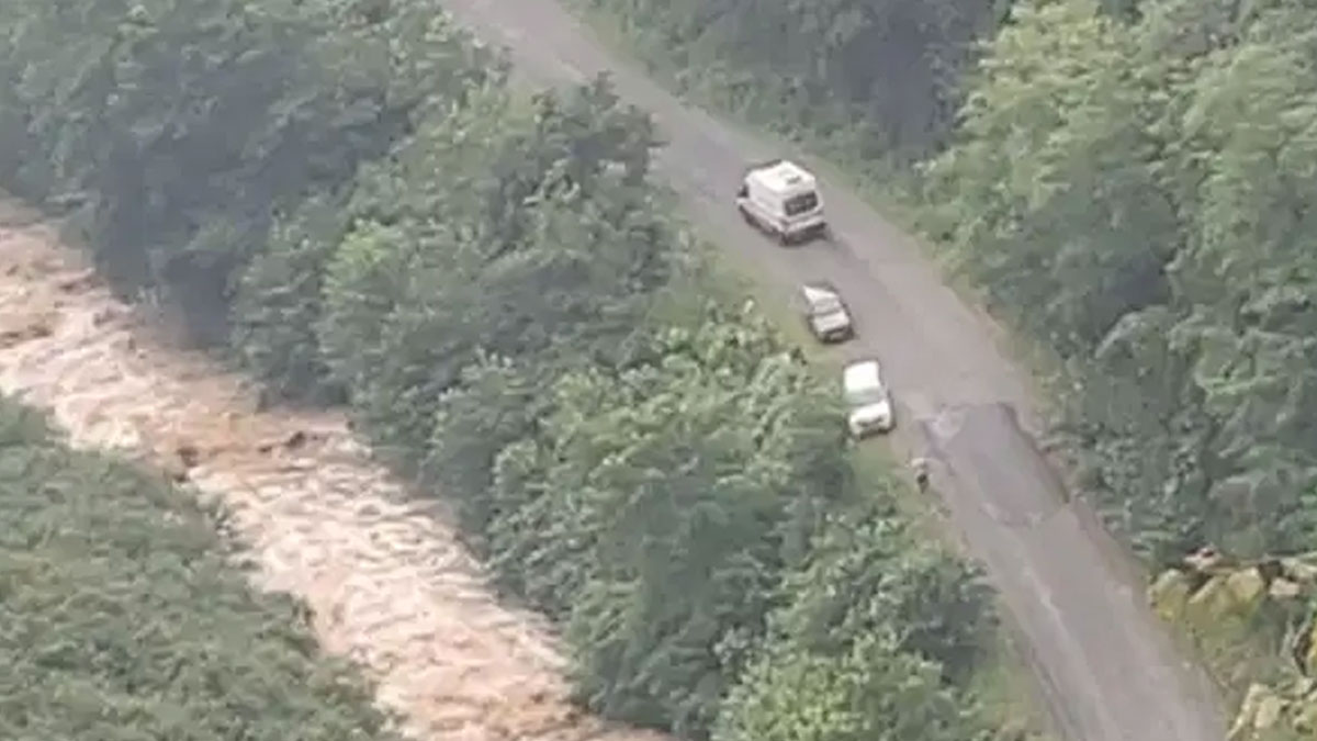 Giresun'da sel felaketi: Bir kadın ve 2 kızı sulara kapıldı