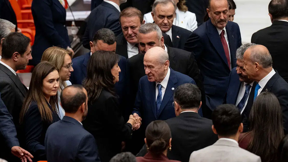 Bahçeli'den çerçeve yasa sonrası ilk mesaj:  Kaybedecek vaktimiz yok