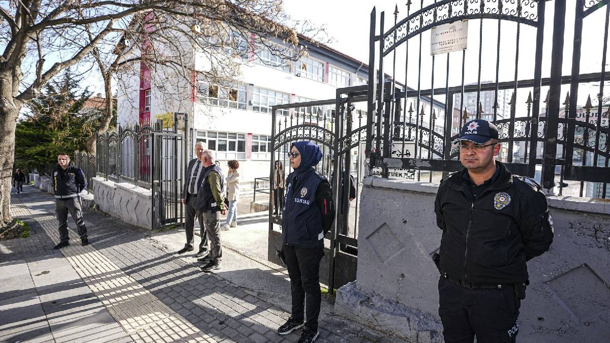 Okullara 30 bin yeni görevli geliyor: İşte yapacakları işler