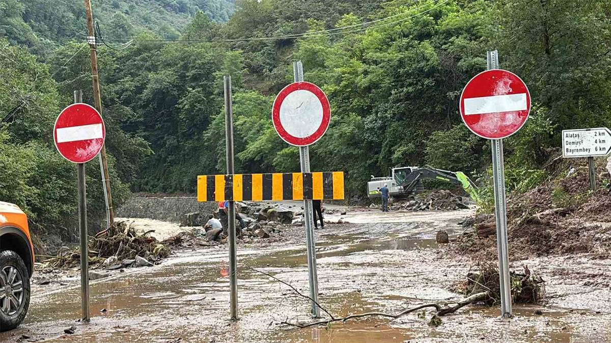 Giresun’da sel sonrası ekipler seferber oldu: 2 kişi aranıyor