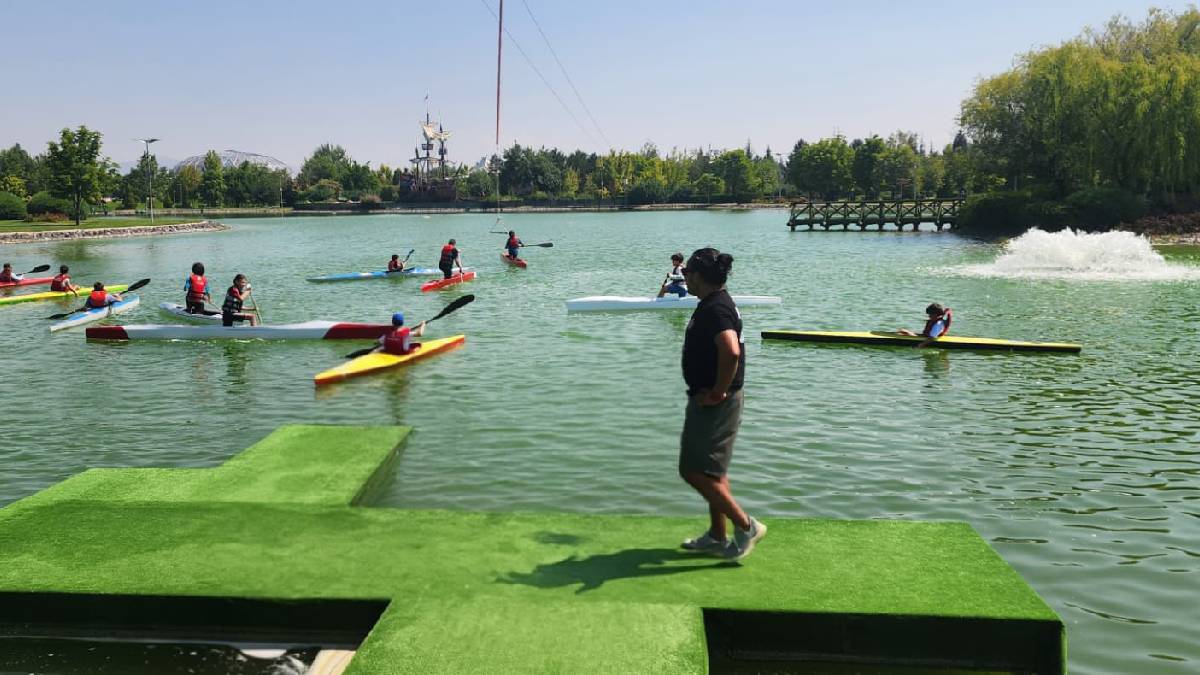 Eskişehir’de çocuklar yazı kano ile geçirdi