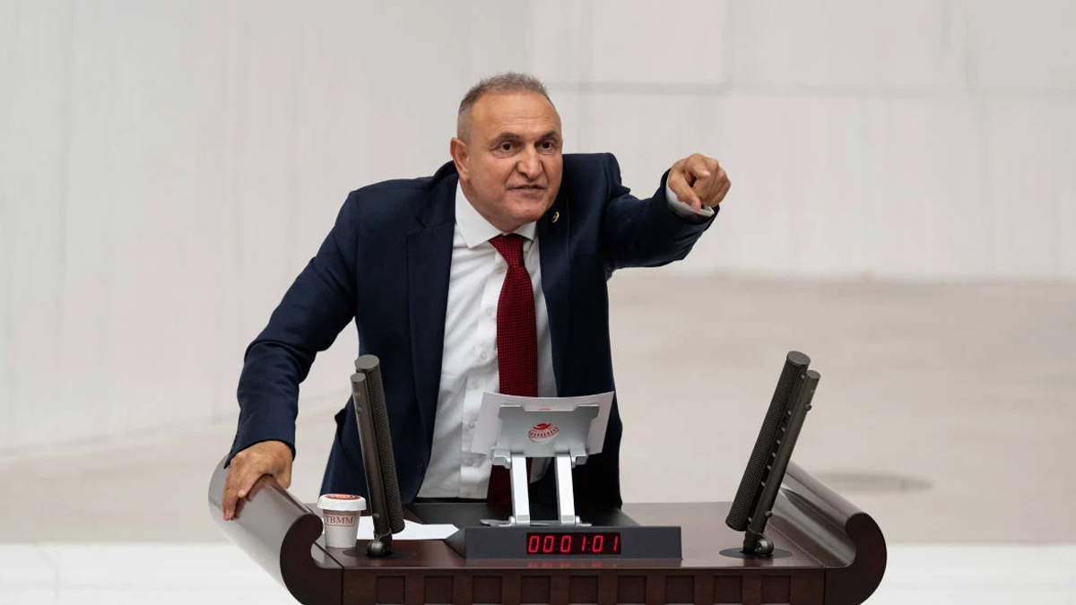 İYİ Partili Milletvekili Ömer Karakaş istifasını duyurdu