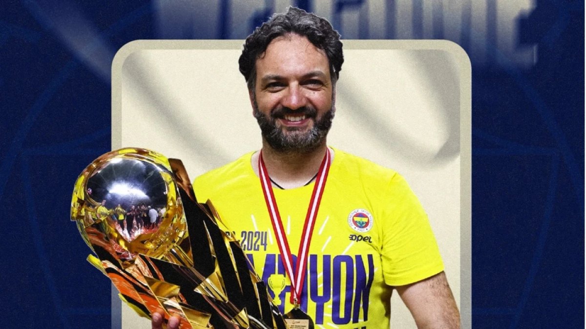 Fenerbahçe Kadın Voleybol Takımı’nda yeni dönem resmen başladı