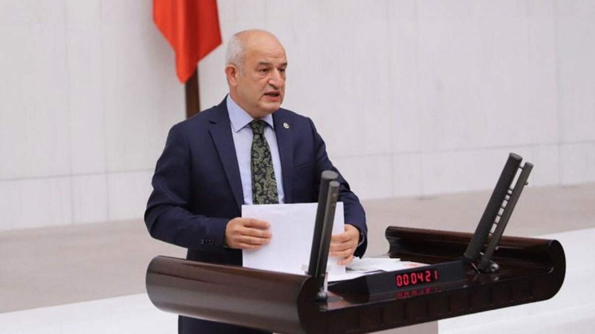 CHP'li Ali Fazıl Kasap, 'Kılıçdaroğlu'nun talimatıyla' Yeni Yol Grubu’na geçti