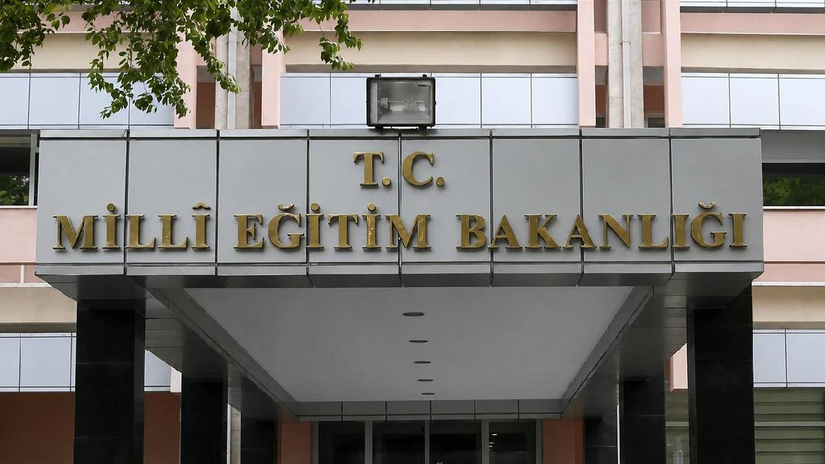 MEB’den dolandırıcılık uyarısı: Firmalardan para talep etmiyoruz