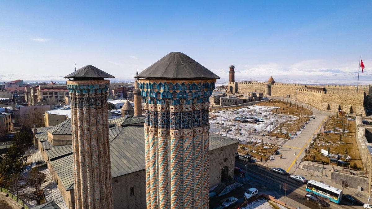 Erzurum’da dokuz günlük kültür ve sanat maratonu başladı