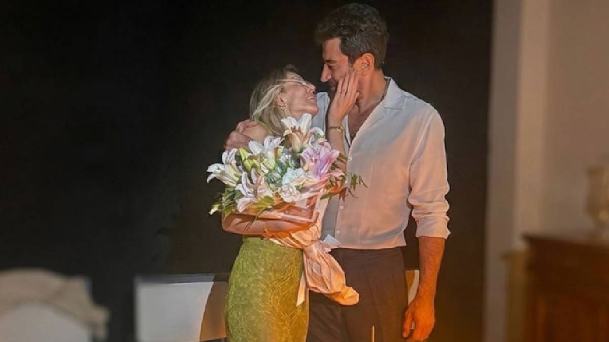 Sinem Kobal ve Kenan İmirzalıoğlu’ndan romantik kutlama! O kareler sosyal medyayı salladı