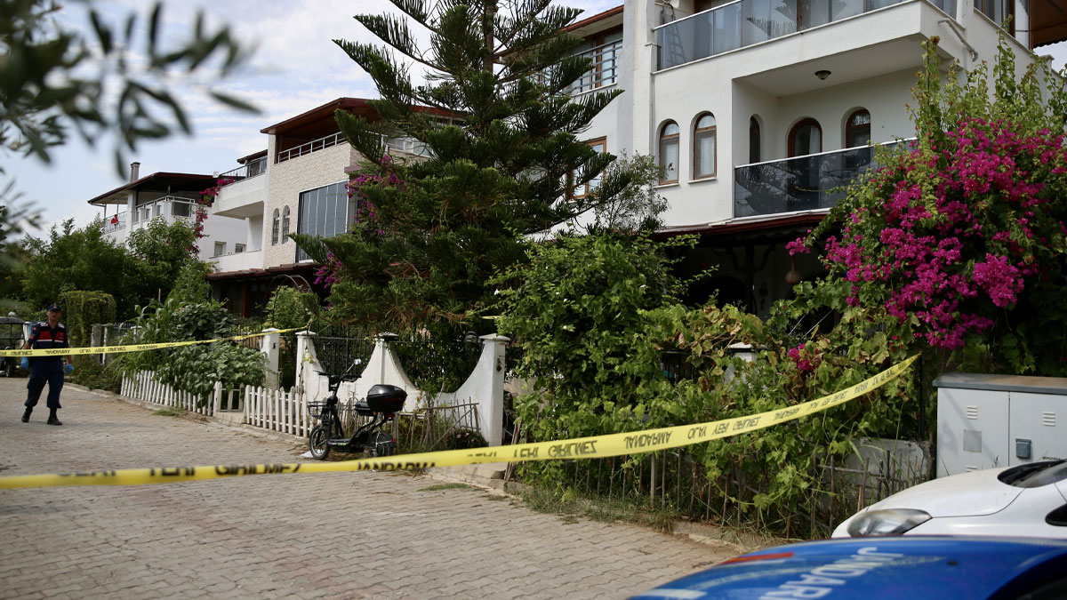 Fethiye’de aile faciası: Annesini öldürüp intihar etti