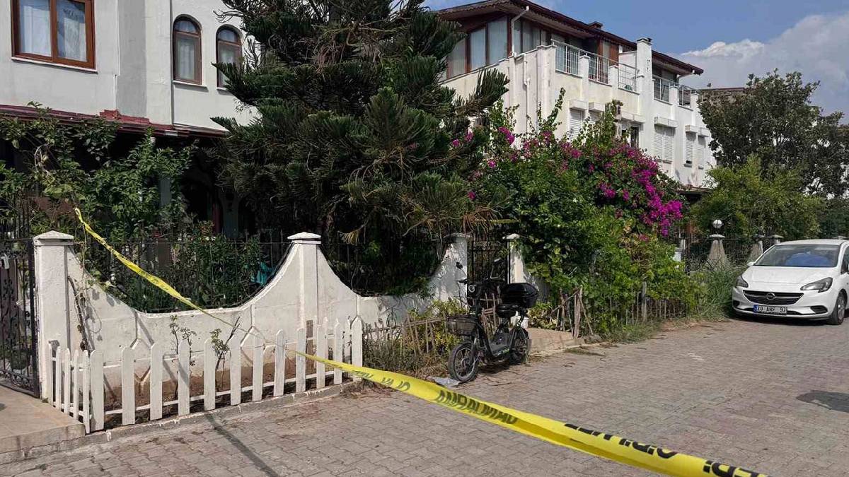 Muğla'da aile faciası: Önce annesini sonra kendini vurdu