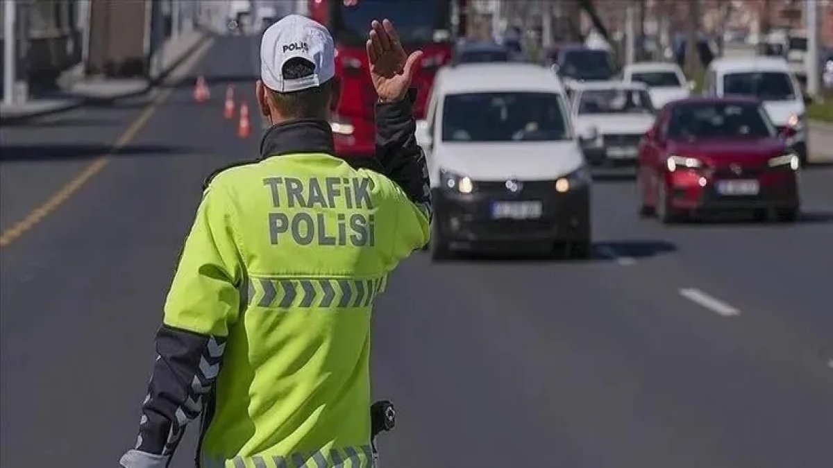15 Temmuz Şehitler Köprüsü, Avrasya Tüneli (bugün) 16 Ağustos açık mı? İETT seferleri ve otobüs güzergahları değişti mi?