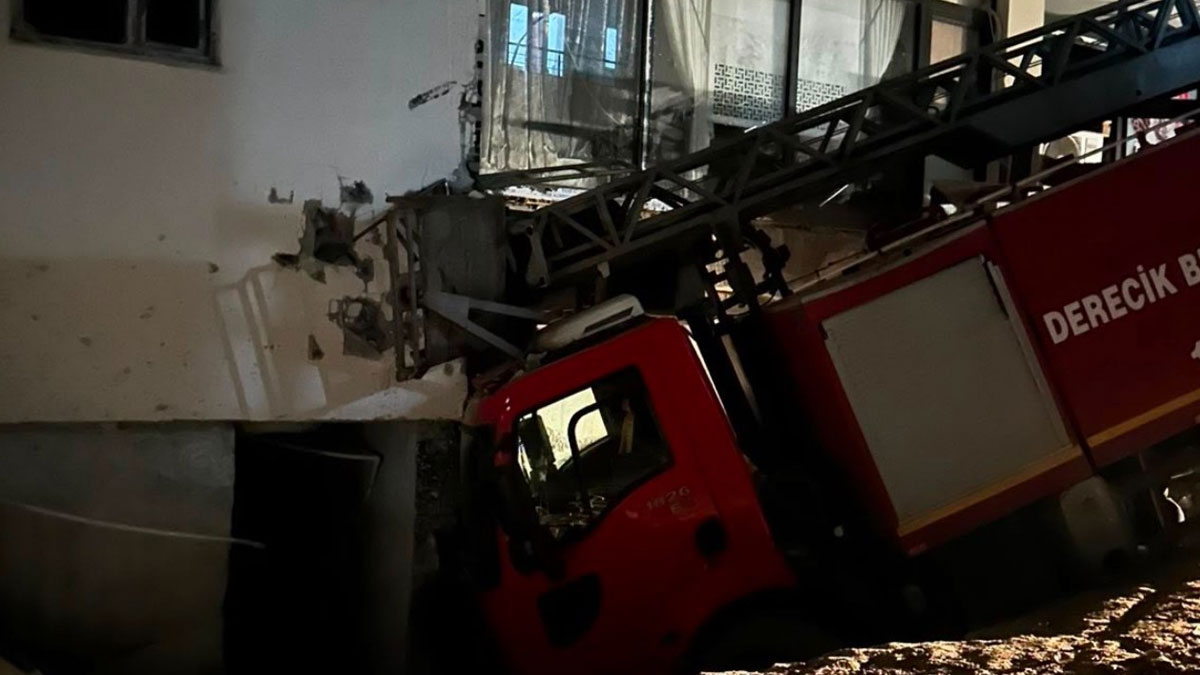 Hakkari’de feci kaza: İtfaiye aracı kaydı, uzman çavuş hayatını kaybetti