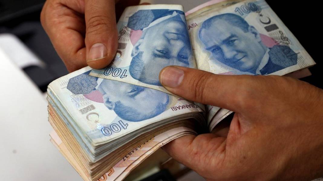 Temmuzda bütçe giderleri yüzde 59,8 sıçradı: Açık 378 milyar lira