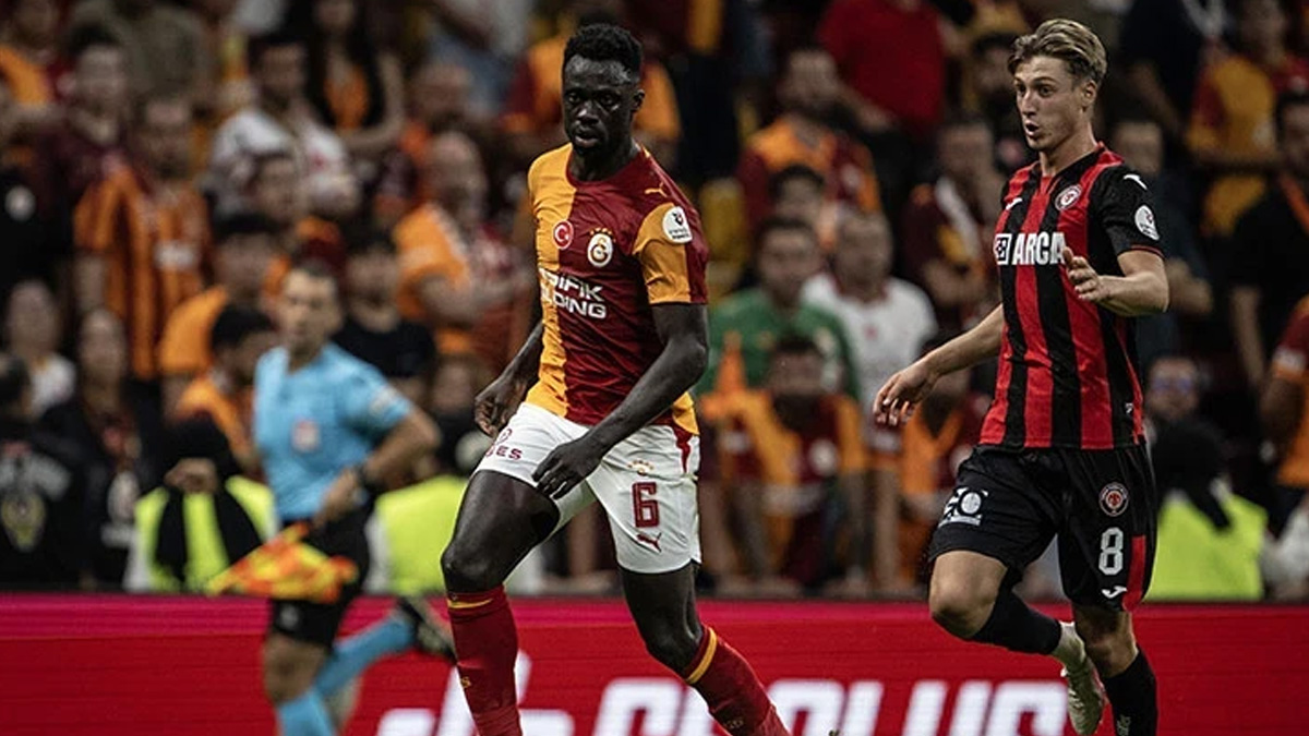 Galatasaray'da Davinson Sanchez depremi