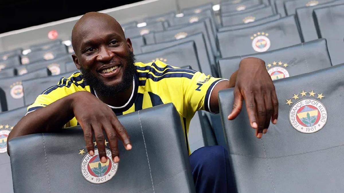 Fenerbahçe, Romelu Lukaku’yu UEFA listesine ekledi