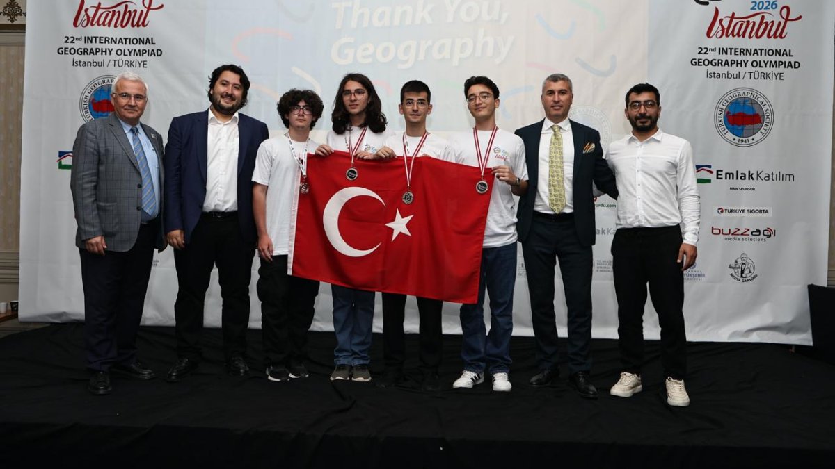 Dünyanın genç coğrafyacıları İstanbul'da buluştu: 22. Uluslararası Coğrafya Olimpiyatı başladı