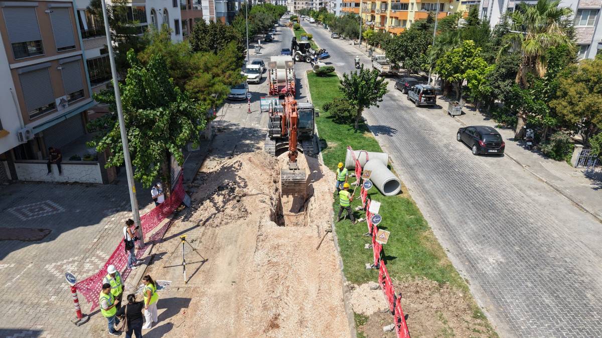 Büyükşehir 27 yıllık altyapı sorununu çözüme kavuşturuyor