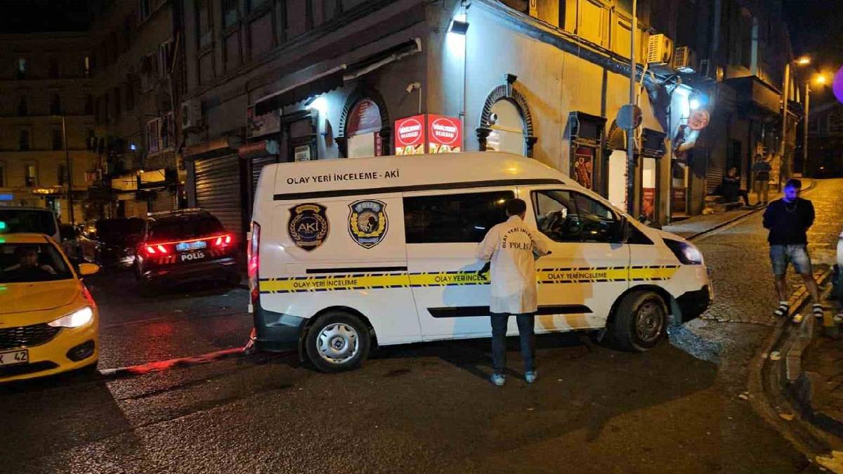 Fatih’te esnaf kavgasında silahlar konuştu: 1 ölü, 1 yaralı
