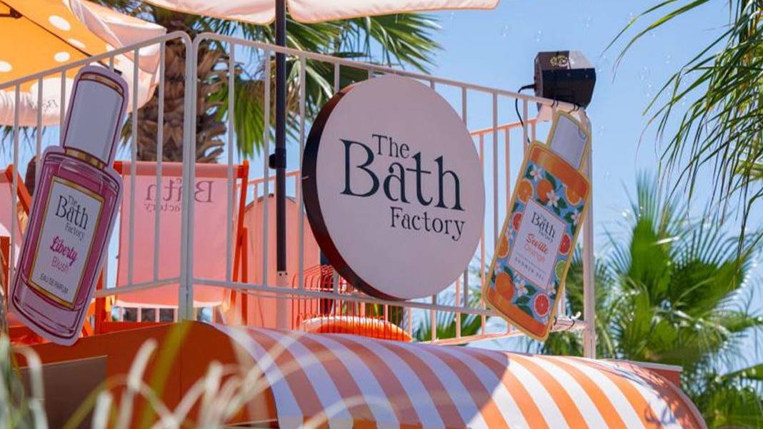 Çeşme’de yazın yeni deneyim durağı: The Bath Factory Summer House kapılarını açtı