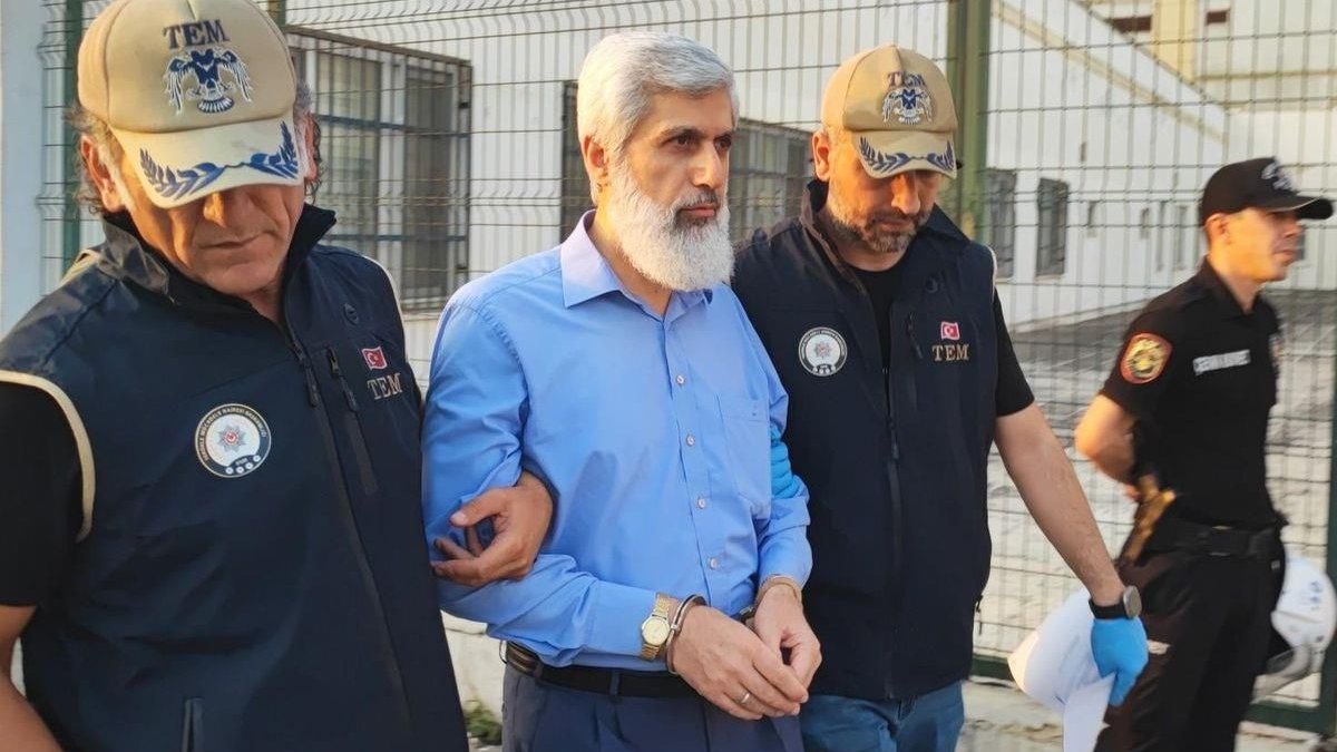 Furkan Vakfı kimin, hangi tarikata bağlı? Furkan Hareketi ve Kurucusu Alparslan Kuytul'un bilinmeyen arka planı
