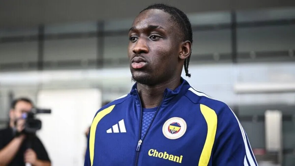 Fenerbahçe, Sidiki Cherif'in ayrılığını resmen duyurdu