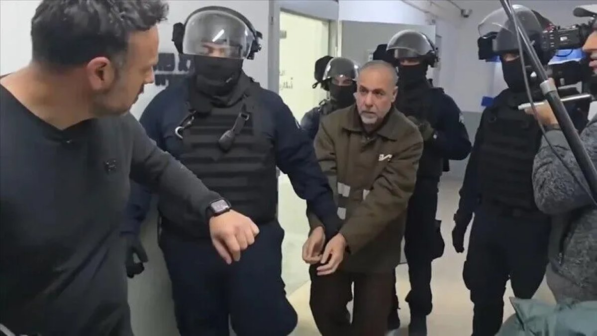 İsrail, Filistinli milletvekili Tıybi'nin Ebu Safiyye'yi ziyaretine izin vermedi