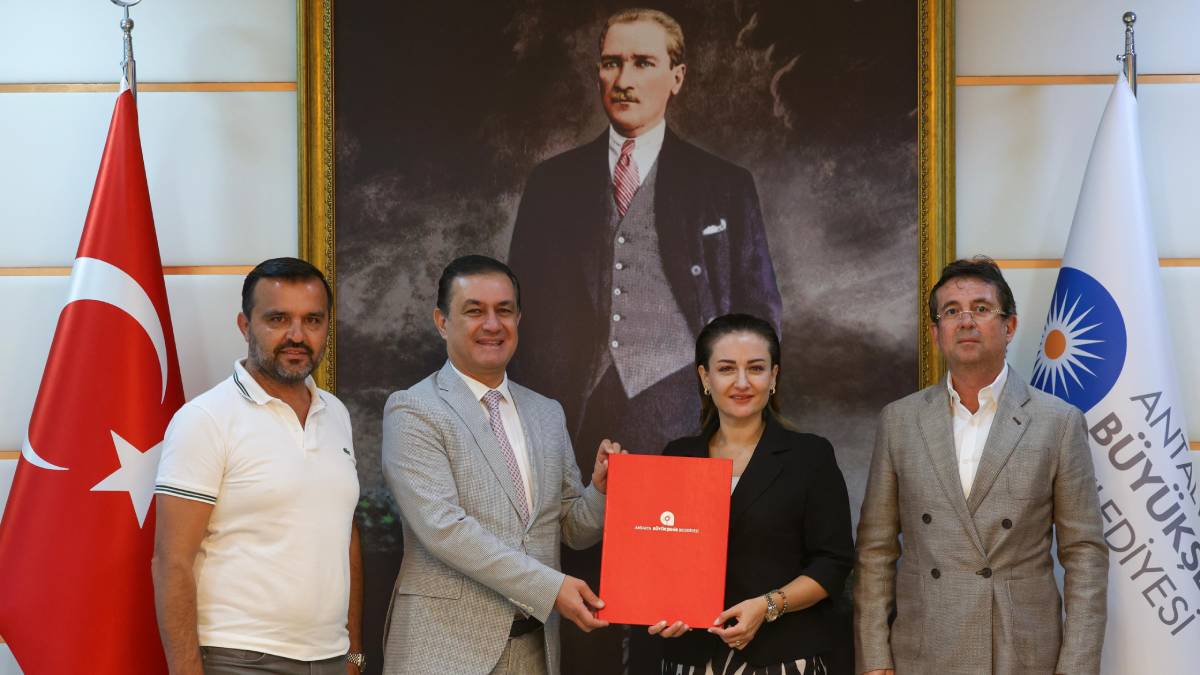 674. Tarihi Elmalı Yağlı Pehlivan Güreşleri için İş Birliği Protokolü imzalandı