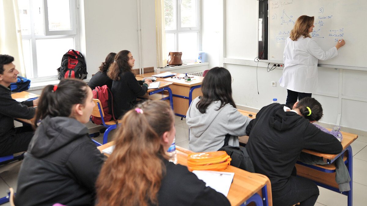 Üniversiteye yerleştirme oranı en yüksek liseler belli oldu