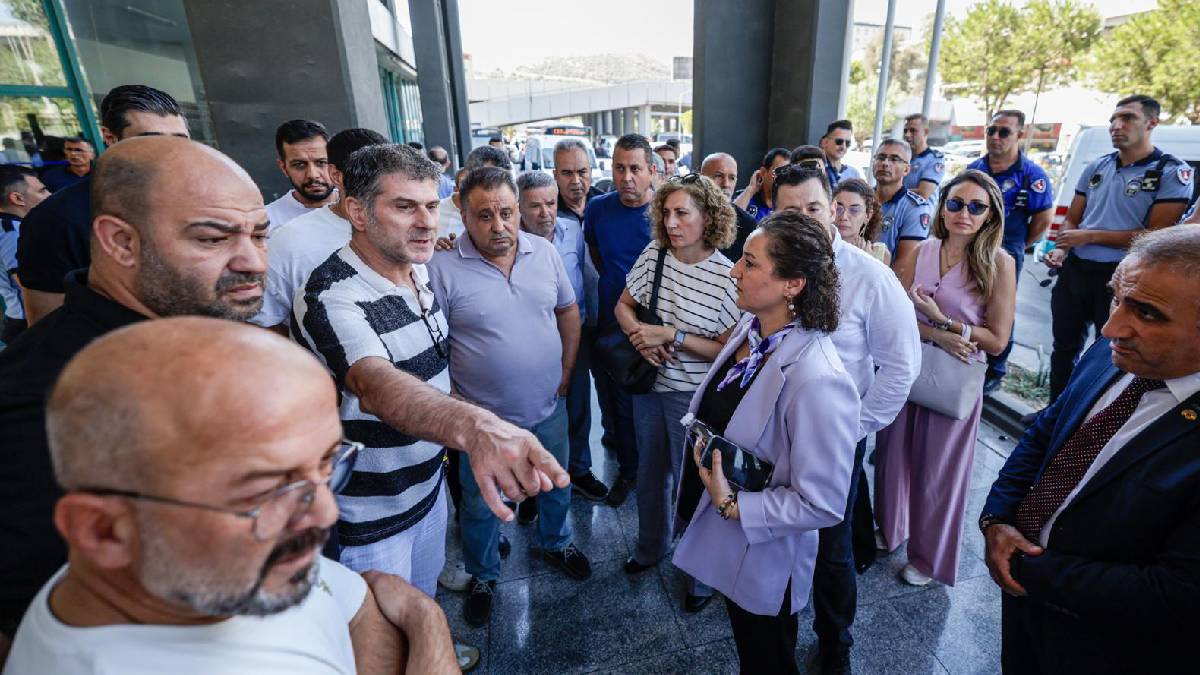 İzmir Otogarı’nda kamu alacakları tahsil ediliyor