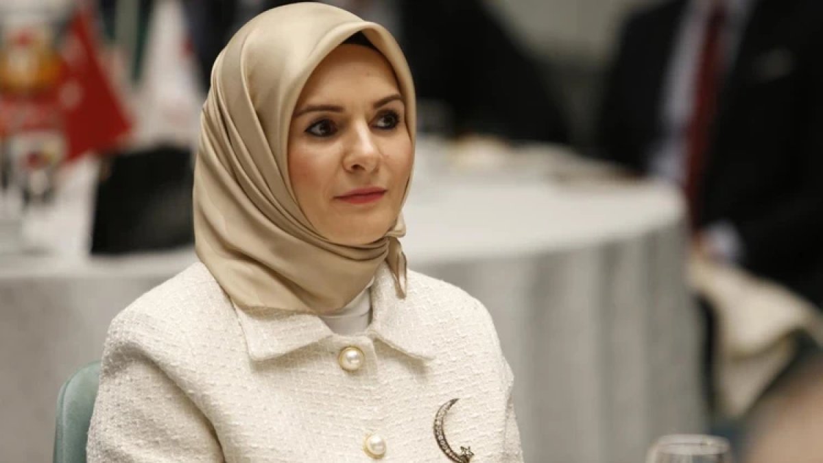 İlk Öğretmenim Ailem uygulaması nedir, nasıl kullanılır? Aile Bakanlığı'ndan ücretsiz dijital rehber