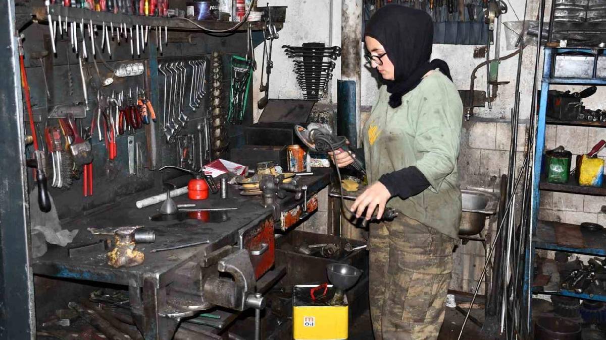 Sanayinin genç kadın tornacısı Nursena Kandemir: Mesleğin cinsiyeti yok