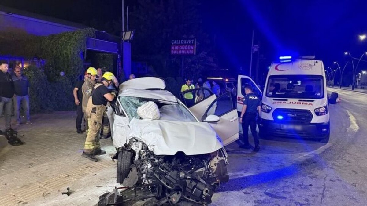 Bursa’da korkunç kaza: 2 kişi öldü, bir kişinin durumu ağır