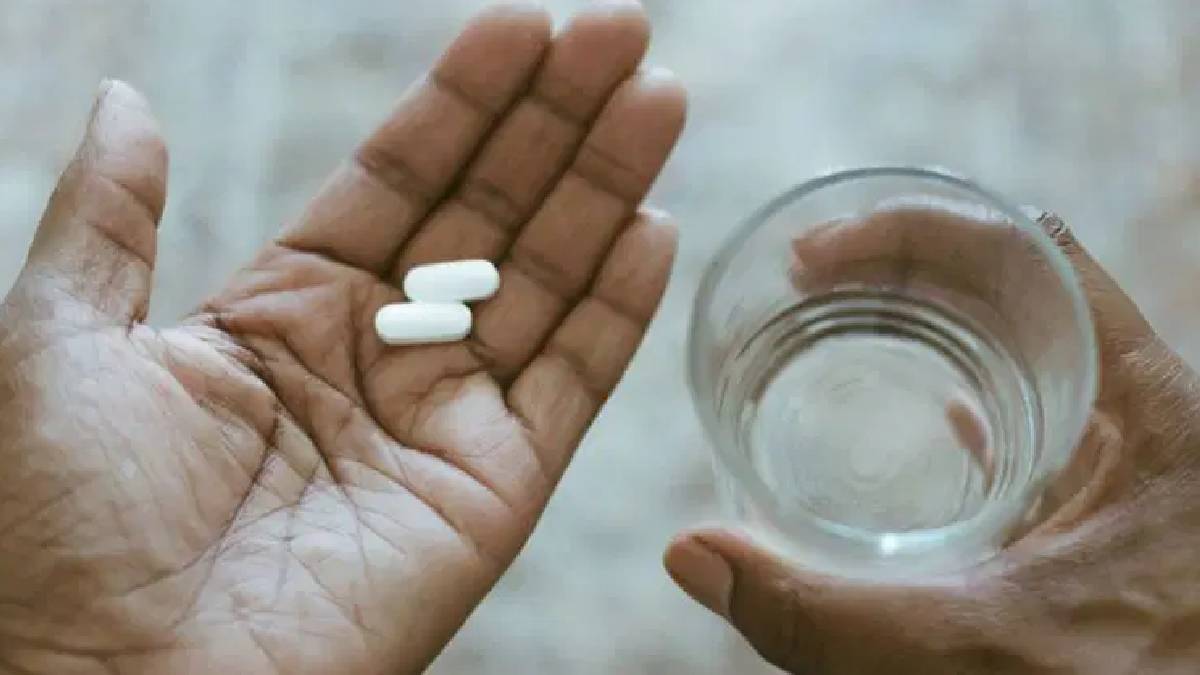 Uzmanlardan antidepresan uyarısı: Her üzüntü ilaç gerektirmiyor