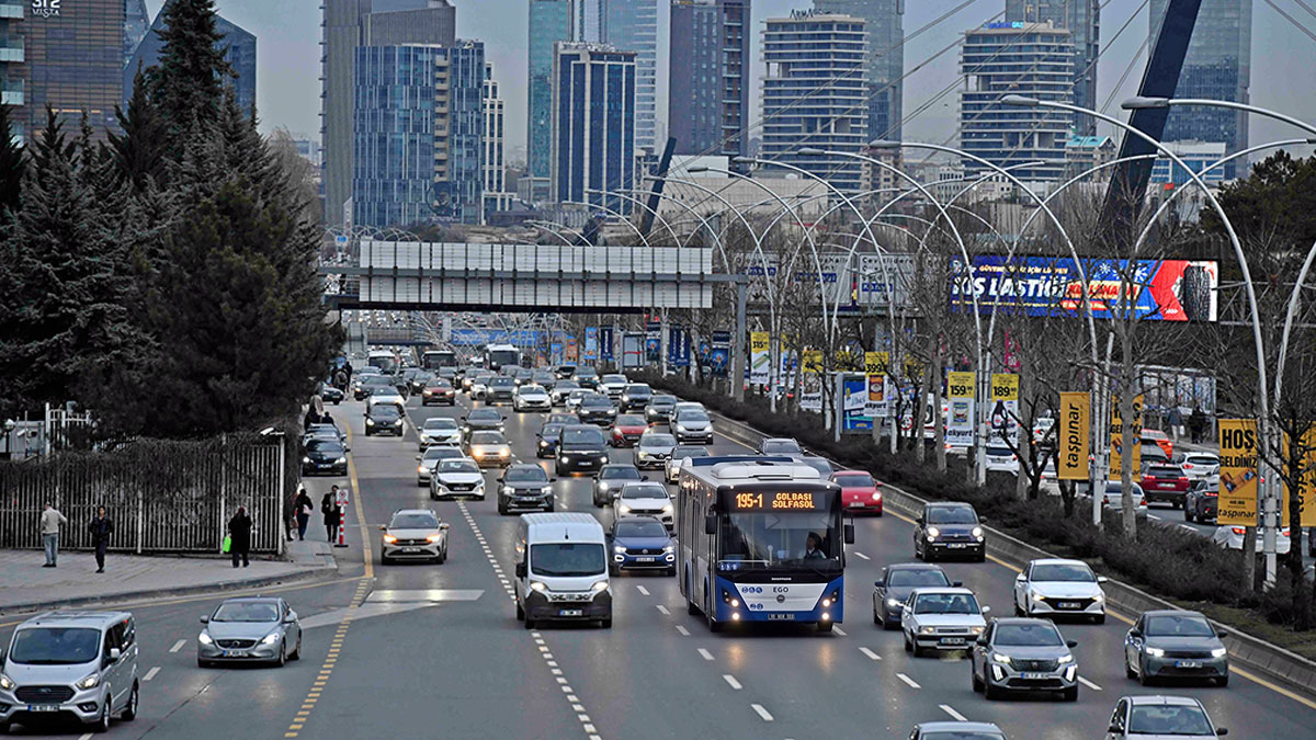 Günlük 3,5 milyon aracın aktığı Ankara trafiğinde 30 yıllık düzen değişiyor