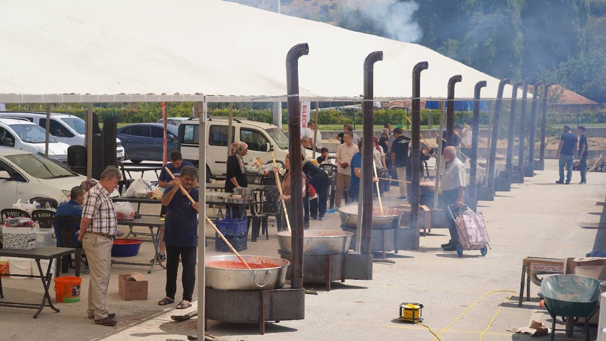 Salça yapımı için ilk ateşler yakıldı