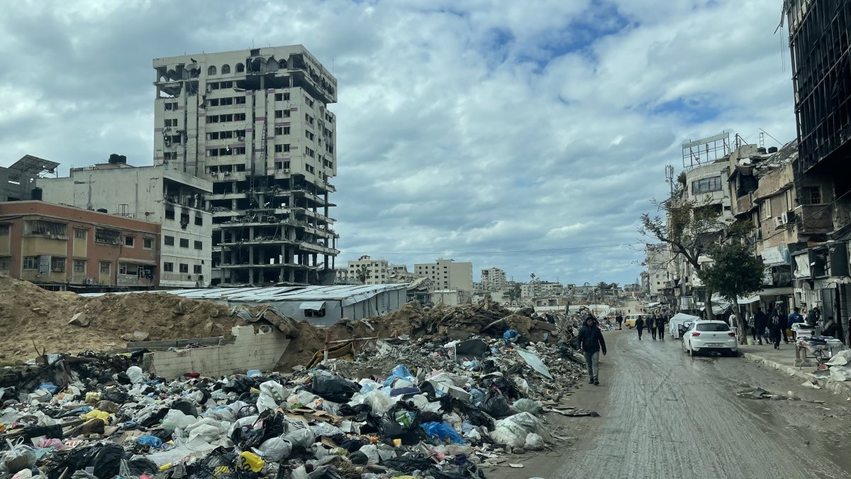 Gazze'de can kaybı 73 bin 422'ye yükseldi