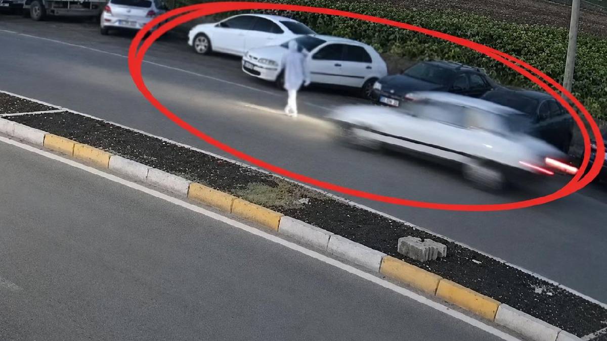 Kadın ve çocuğuna araç çarptı: Yerden kalkan yavru annesine koştu o anlar yürek dağladı