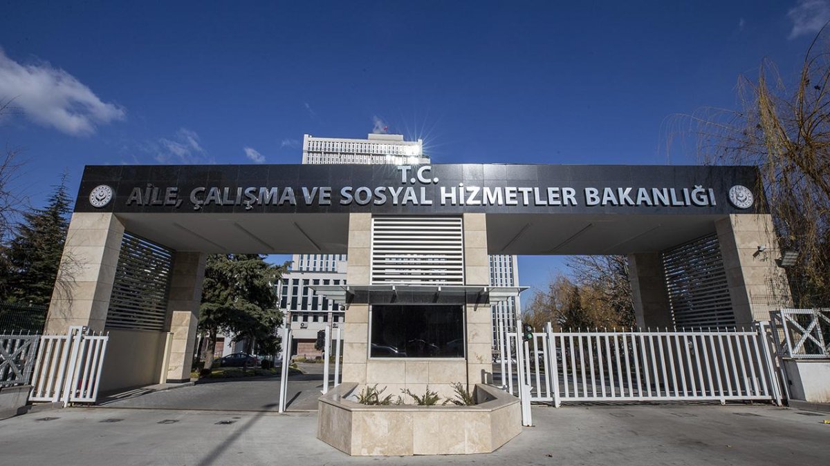 Sözleşmeli erlerin kamuya geçiş süreci başladı: Kurumlara yüzde 10 kontenjan zorunluluğu
