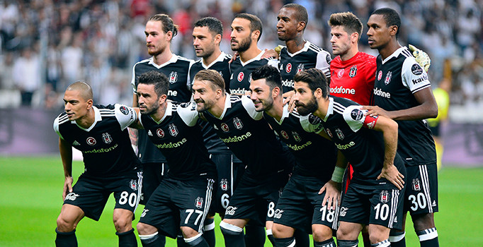 Beşiktaş'ın yeni transferleri görücüye çıktı