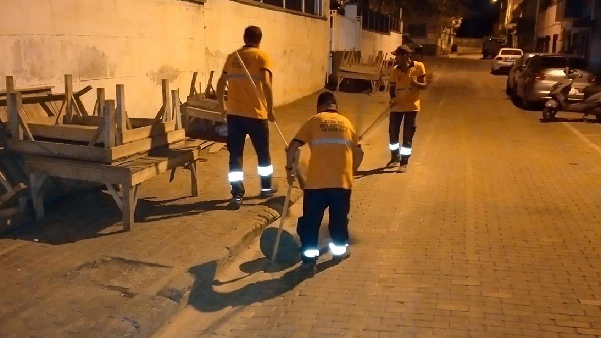 Başkan Yetişkin’le Efeler’de temizlik çalışmaları aralıksız sürüyor