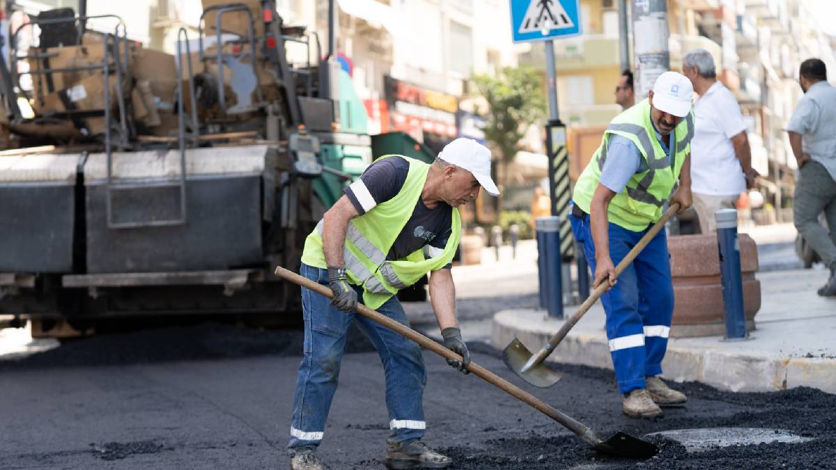 2 milyar liralık yatırımla İzmir yollarında büyük yenileme