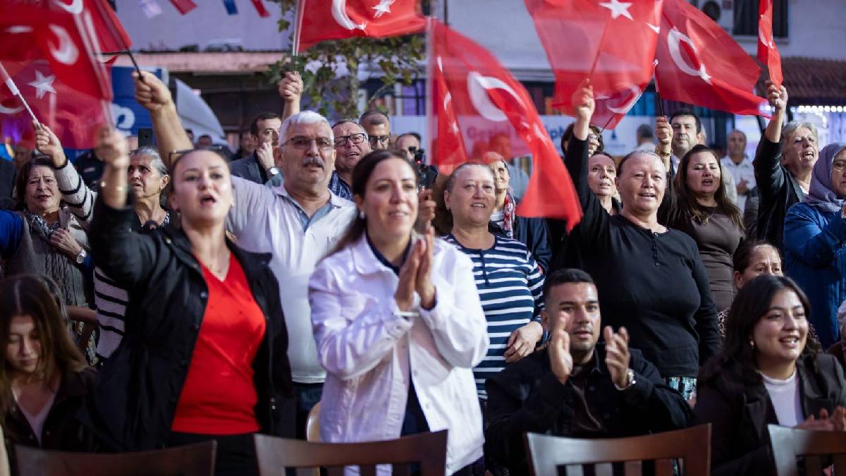 30 Ağustos coşkusu İzmir’in dört yanını saracak