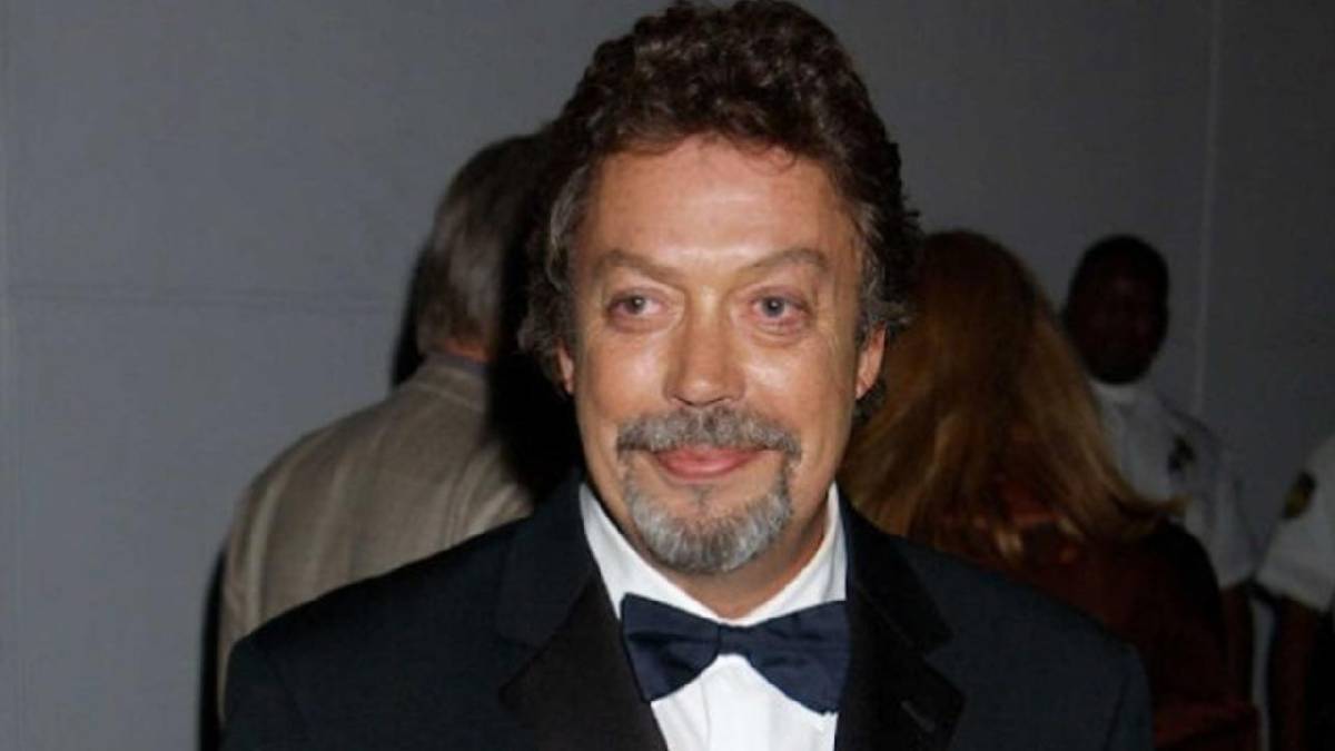 Sinema dünyasının kült ismi Tim Curry hayatını kaybetti